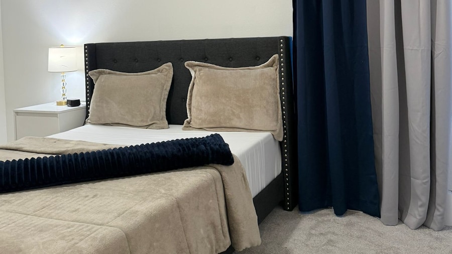 Luxe 3BR for Families Nurses and Group