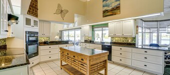 Private Dock + Pool: Lakefront Florida Getaway!