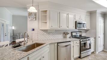 House (3 Bedrooms) | Bahagian dalam