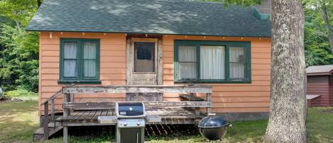 House (2 Bedrooms) | Front of property
