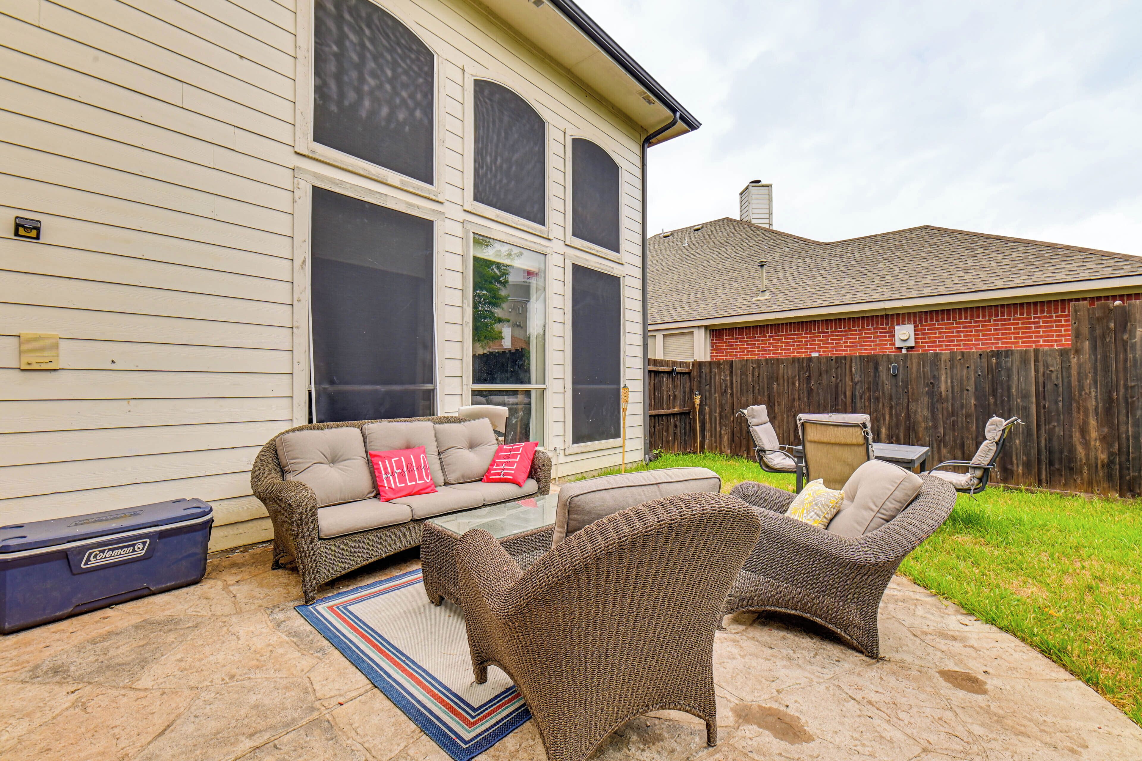 House (5 Bedrooms) | Interior