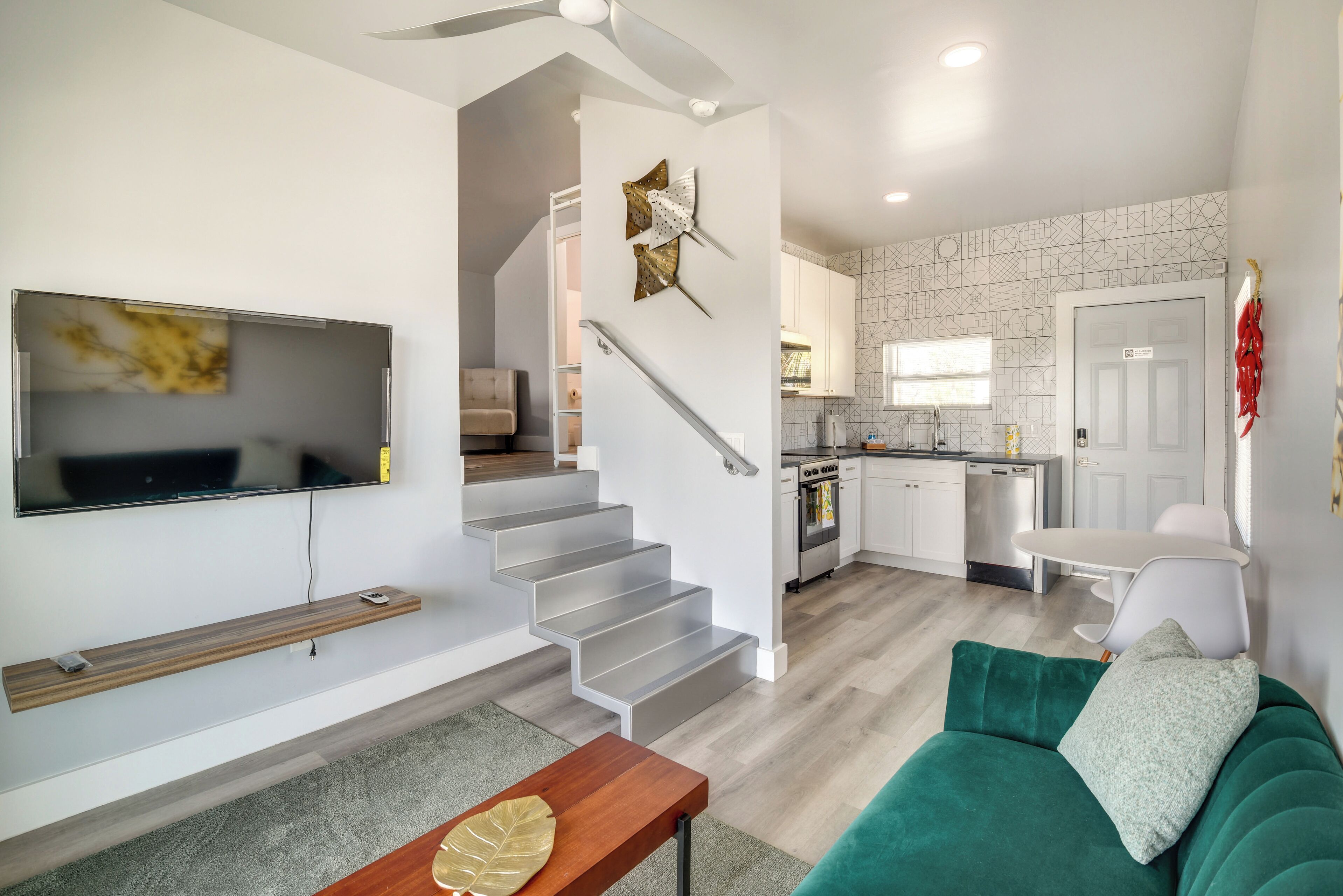 Apartment (1 Bedroom) | Interior