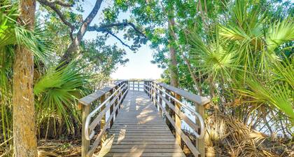 Walk to Shore + Pier: Family Home in Ormond Beach