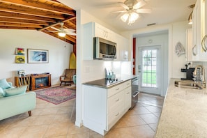 House (2 Bedrooms) | Interior