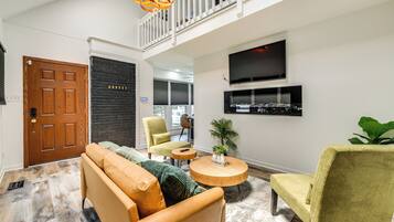 House (3 Bedrooms) | Front of property