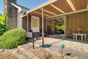 House (3 Bedrooms) | Interior - 11 Mi to Asheville: Scenic Retreat w/ Game Room (Candler)