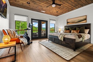 4 chambres, fer et planche à repasser, lit parapluie, Wi-Fi