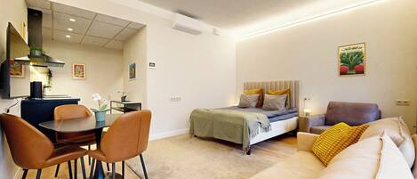 1 quarto, Wi-Fi de cortesia, roupa de cama