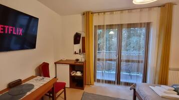 1 多间卧室、办公桌、熨斗/熨衣板、WiFi