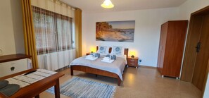 1 bedroom, desk, iron/ironing board, WiFi - Captain's Villa * River View * Superior Double Room with Private Bathroom and Balcony (Kołobrzeg)