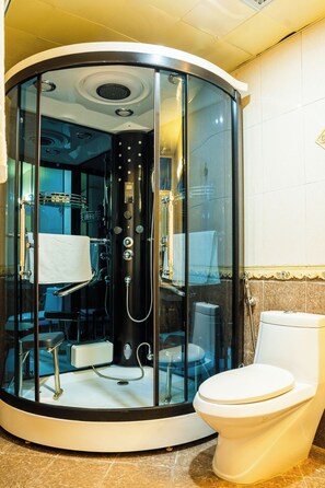 Junior Suite | Minibar, soundproofing, iron/ironing board, free WiFi - Omedad Hotel (Addis Ababa)