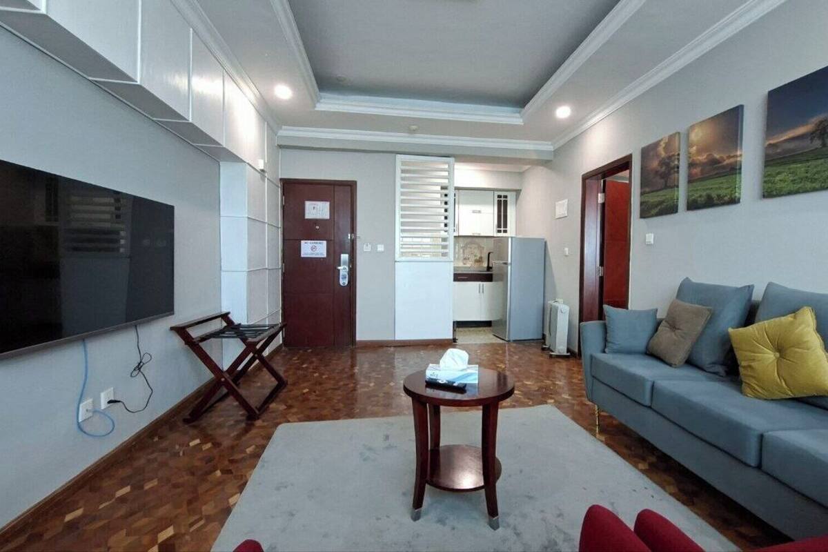 Junior Suite | Minibar, soundproofing, iron/ironing board, WiFi (free)