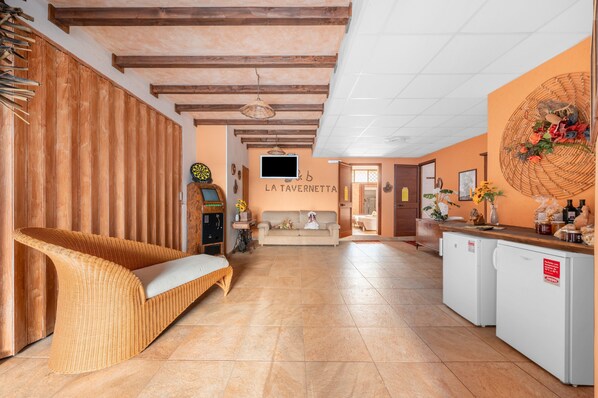 Hall