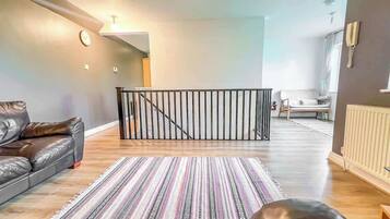 Televisio, työhuone