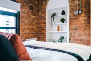 2 室のベッドルーム、アイロン / アイロン台、WiFi、ベッドシーツ