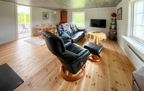 TV - 2 bedroom stunning home in Burseryd (Burseryd)