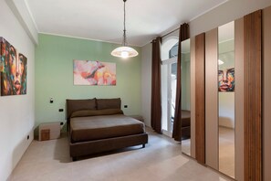 2 bedrooms, iron/ironing board, WiFi, bed sheets - Holiday Home 'Casa Margherita' with Shared Pool, Wi-Fi and Air Conditioning (Imperia)