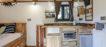 Tanglewood Shepherds Hut