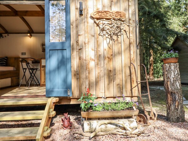 Cottage | Exterior detail