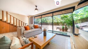 Living area - Apartment with Private Pool in Tulum (Tulum)