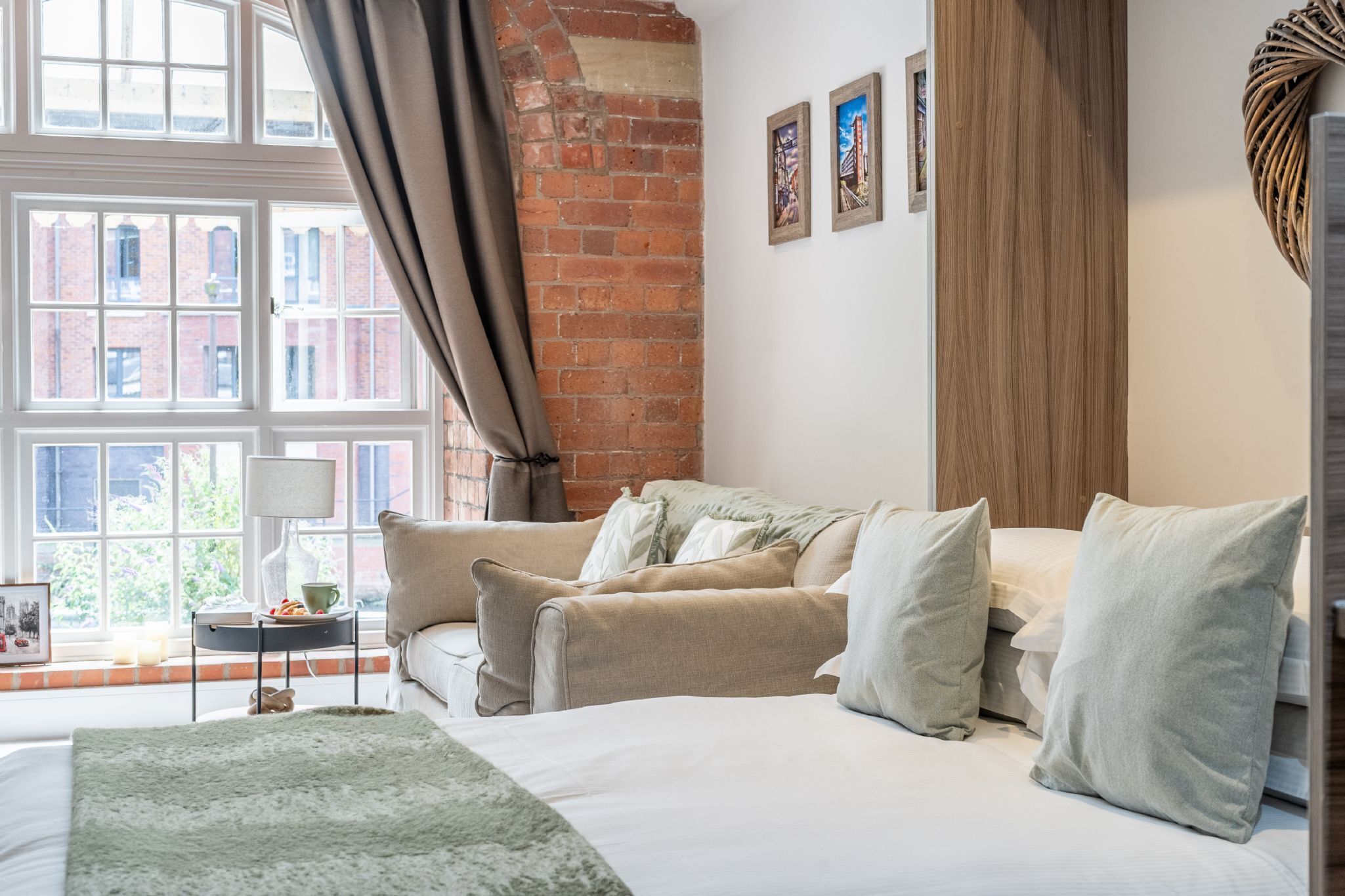 1 bedroom, iron/ironing board, internet