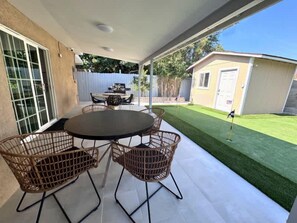 Outdoor dining