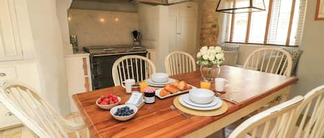 تناول الطعام