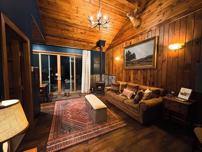 Charming Cabin on horse farm minutes from Letchworth State park