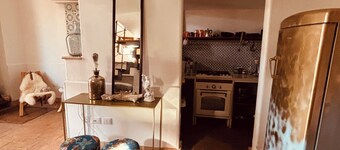 The small house between tradition and modernity