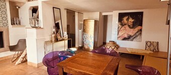 The small house between tradition and modernity