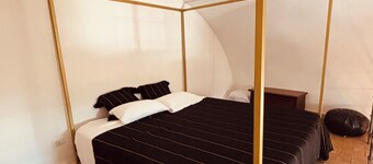 The small house between tradition and modernity