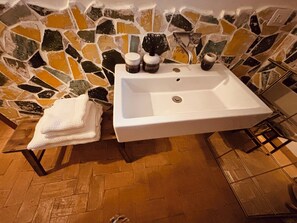 Towels, toilet paper
