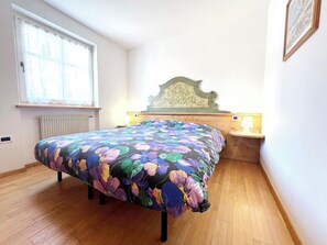 2 Schlafzimmer, Bügeleisen/Bügelbrett, Internetzugang