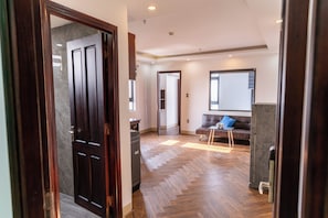 Apartamento panorámico, vistas al mar | Plano