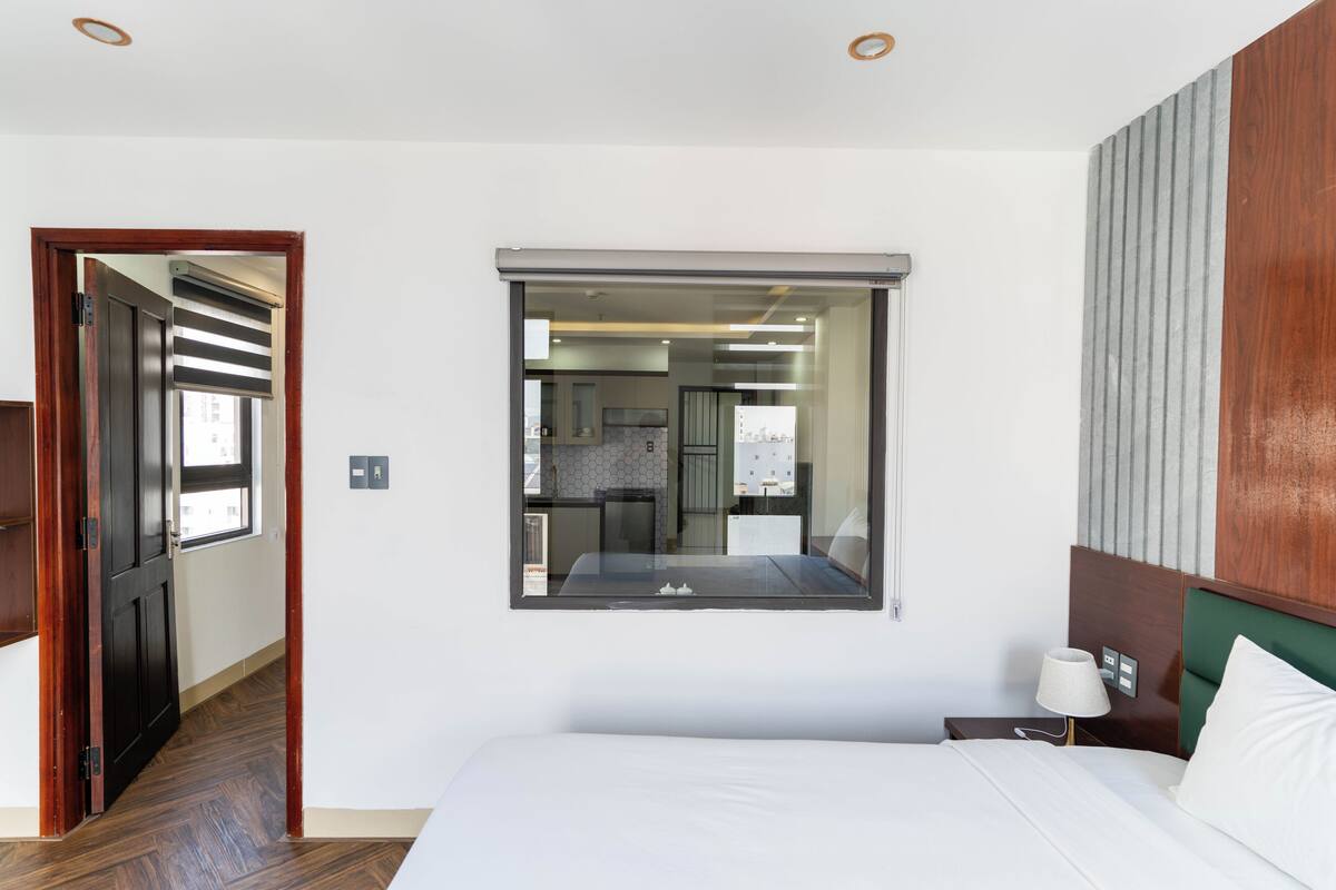 Panoramic Apartment, Sea View | Desk, laptop workspace, blackout drapes, soundproofing