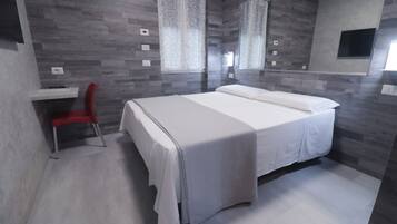 Habitación estándar doble | Escritorio, espacio para trabajar con un portátil, wifi gratis