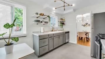 Fridge, microwave, oven, dishwasher