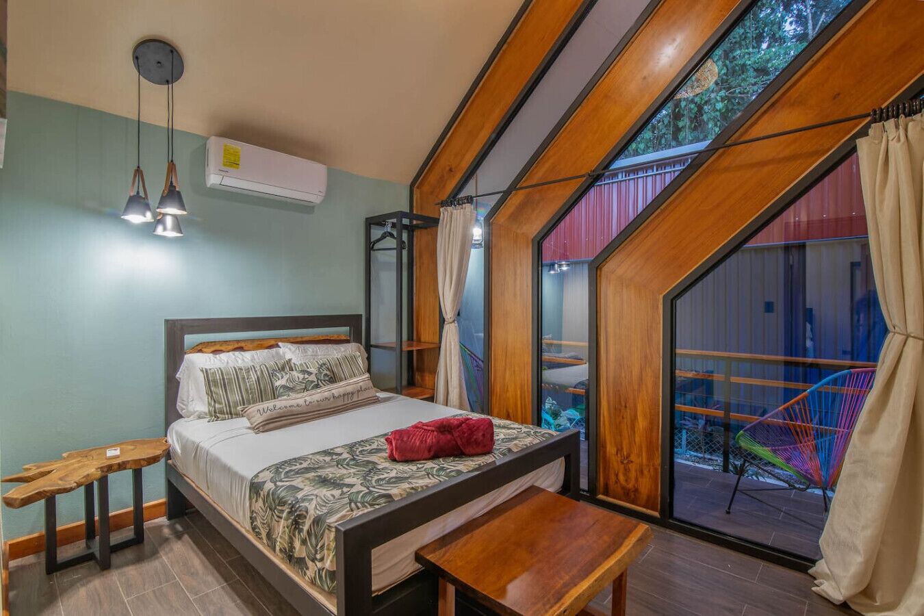 Fer et planche à repasser, Wi-Fi, draps fournis