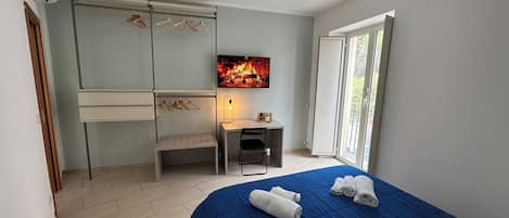 2 室のベッドルーム、アイロン / アイロン台、WiFi、ベッドシーツ