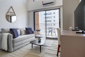 Estúdio família | Área de estar | TV de tela plana