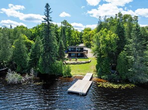 Property grounds - Lakeview Cottage Summ (Parry Sound District)