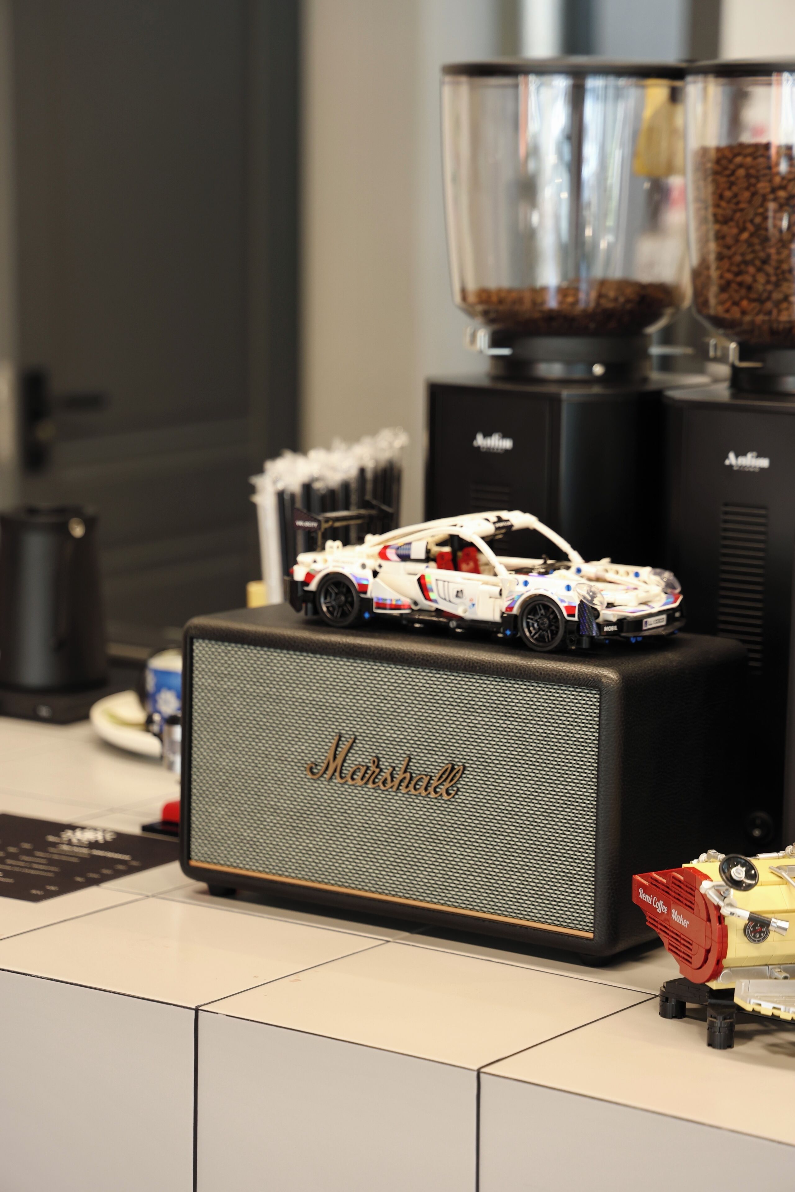 Desayuno continental incluido todos los días 