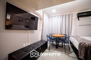 Apartamento básico | Wi-Fi de cortesia, roupa de cama