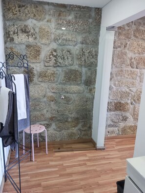 Deluxe Double or Twin Room, Balcony, City View | Soundproofing, iron/ironing board, free WiFi, wheelchair access