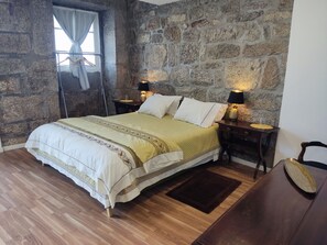 Deluxe Double Room, Balcony, City View | Soundproofing, iron/ironing board, free WiFi, wheelchair access - Casa da Real Companhia (Lamego)