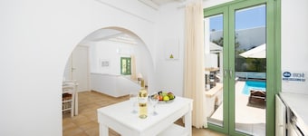 Villa Loka - Two Bedroom Villa, Sleeps 4