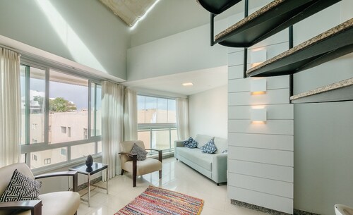 Apt With Jacuzzi and Sea View in Rio Vermelho Enc0307