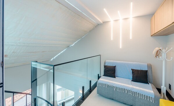 Basic Apartment | Interior