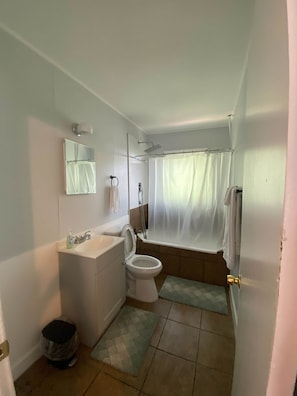 Shower, towels