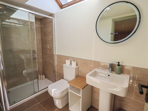 Cottage | Bathroom - Fogga Croft (Skipton)